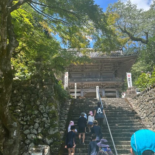 甘南美寺へのお参りと川遊び🌟